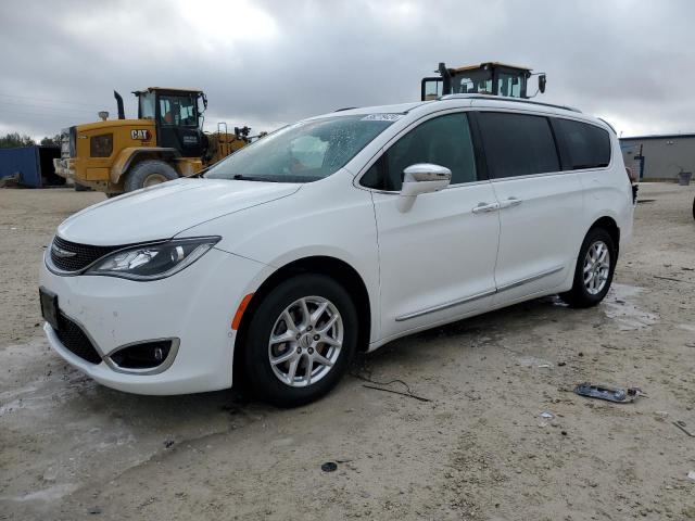  Salvage Chrysler Pacifica