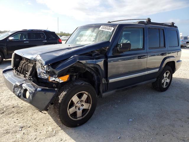  Salvage Jeep Commander