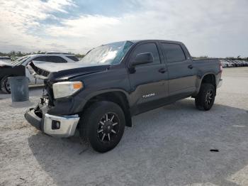  Salvage Toyota Tundra