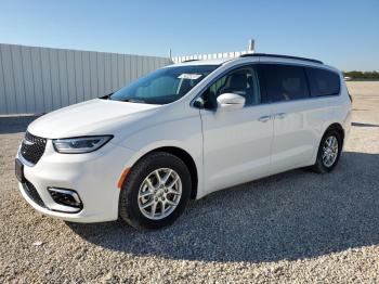  Salvage Chrysler Pacifica