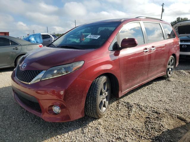  Salvage Toyota Sienna