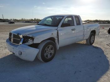  Salvage Dodge Dakota