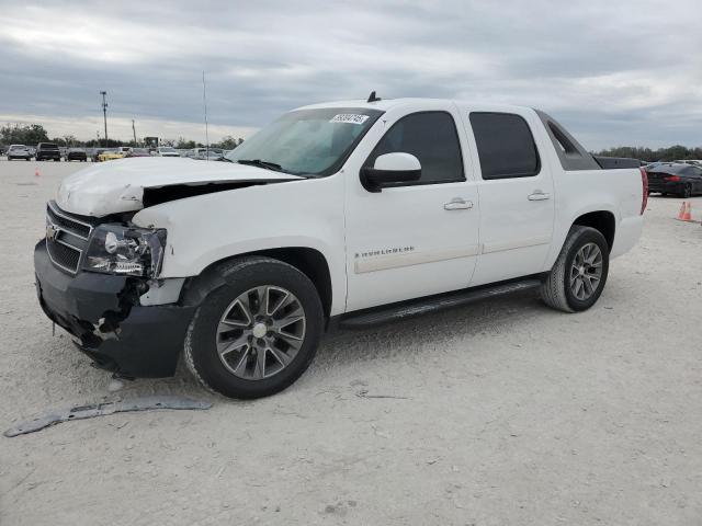  Salvage Chevrolet Avalanche