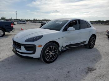  Salvage Porsche Macan