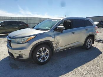  Salvage Toyota Highlander