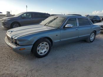  Salvage Jaguar XJ