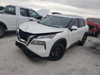  Salvage Nissan Rogue