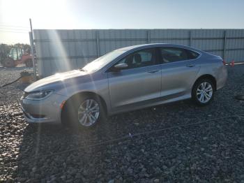  Salvage Chrysler 200