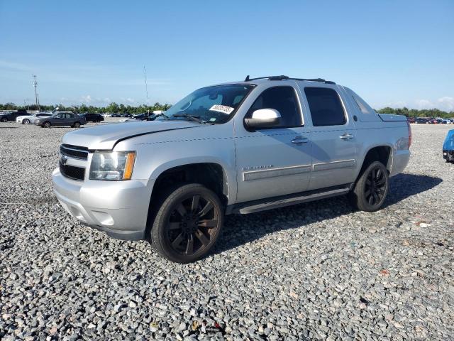  Salvage Chevrolet Avalanche