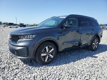  Salvage Kia Sorento
