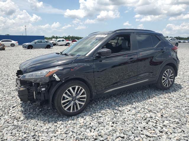  Salvage Nissan Kicks