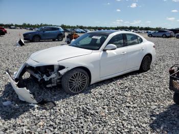  Salvage Alfa Romeo Giulia