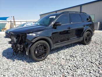  Salvage Kia Telluride