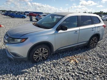  Salvage Mitsubishi Outlander