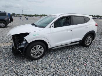  Salvage Hyundai TUCSON