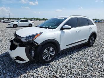  Salvage Kia Niro