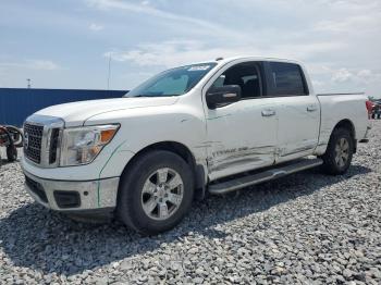  Salvage Nissan Titan