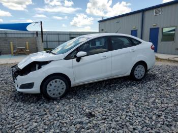  Salvage Ford Fiesta