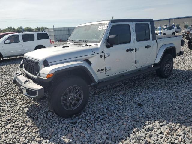  Salvage Jeep Gladiator