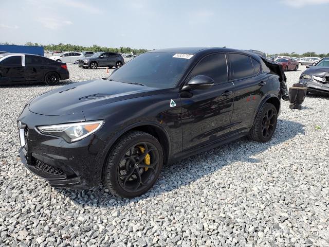  Salvage Alfa Romeo Stelvio