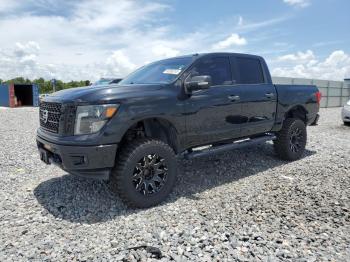  Salvage Nissan Titan