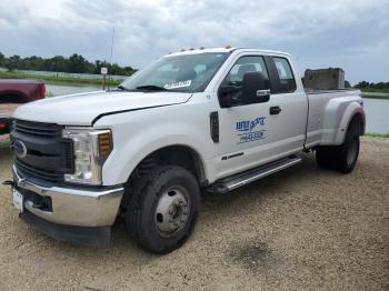  Salvage Ford F-350