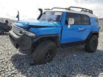  Salvage Toyota FJ Cruiser