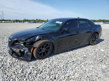  Salvage Chrysler 300