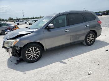  Salvage Nissan Pathfinder