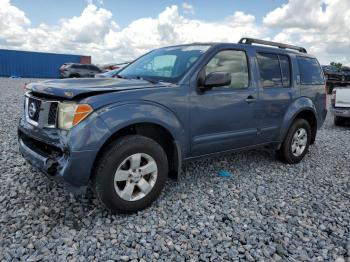  Salvage Nissan Pathfinder