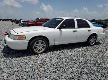  Salvage Ford Crown Vic
