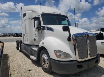  Salvage Kenworth Constructi