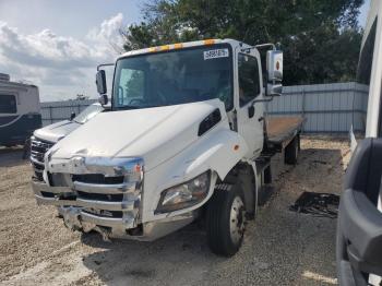  Salvage Hino 258 268