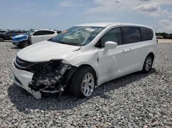  Salvage Chrysler Pacifica