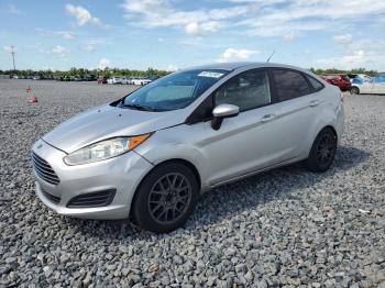  Salvage Ford Fiesta