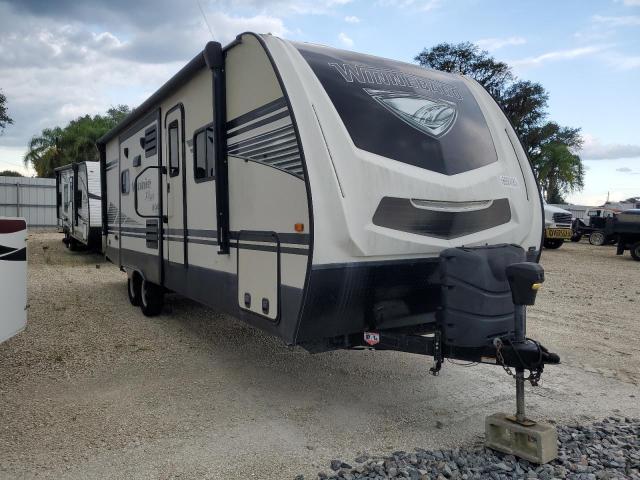  Salvage Winnebago Minnie