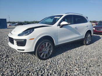  Salvage Porsche Cayenne