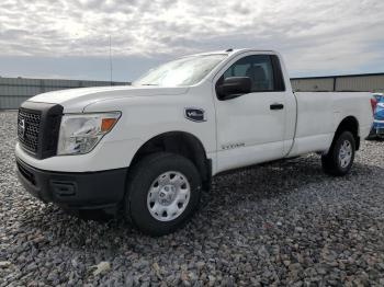  Salvage Nissan Titan