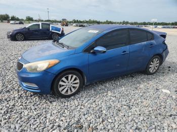  Salvage Kia Forte
