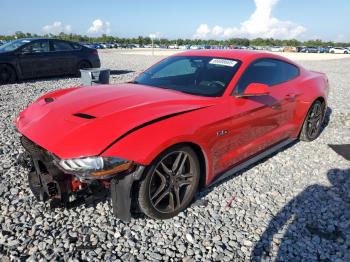  Salvage Ford Mustang