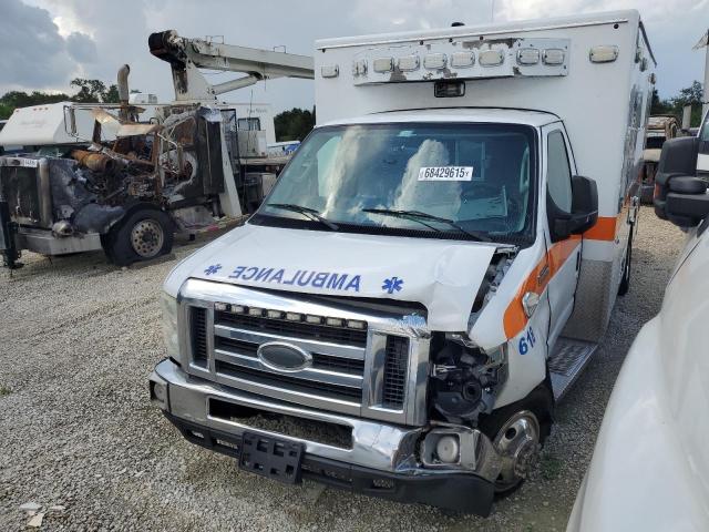  Salvage Ford Econoline E450 Super Duty