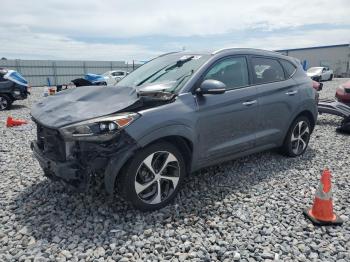  Salvage Hyundai TUCSON