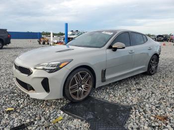  Salvage Kia Stinger
