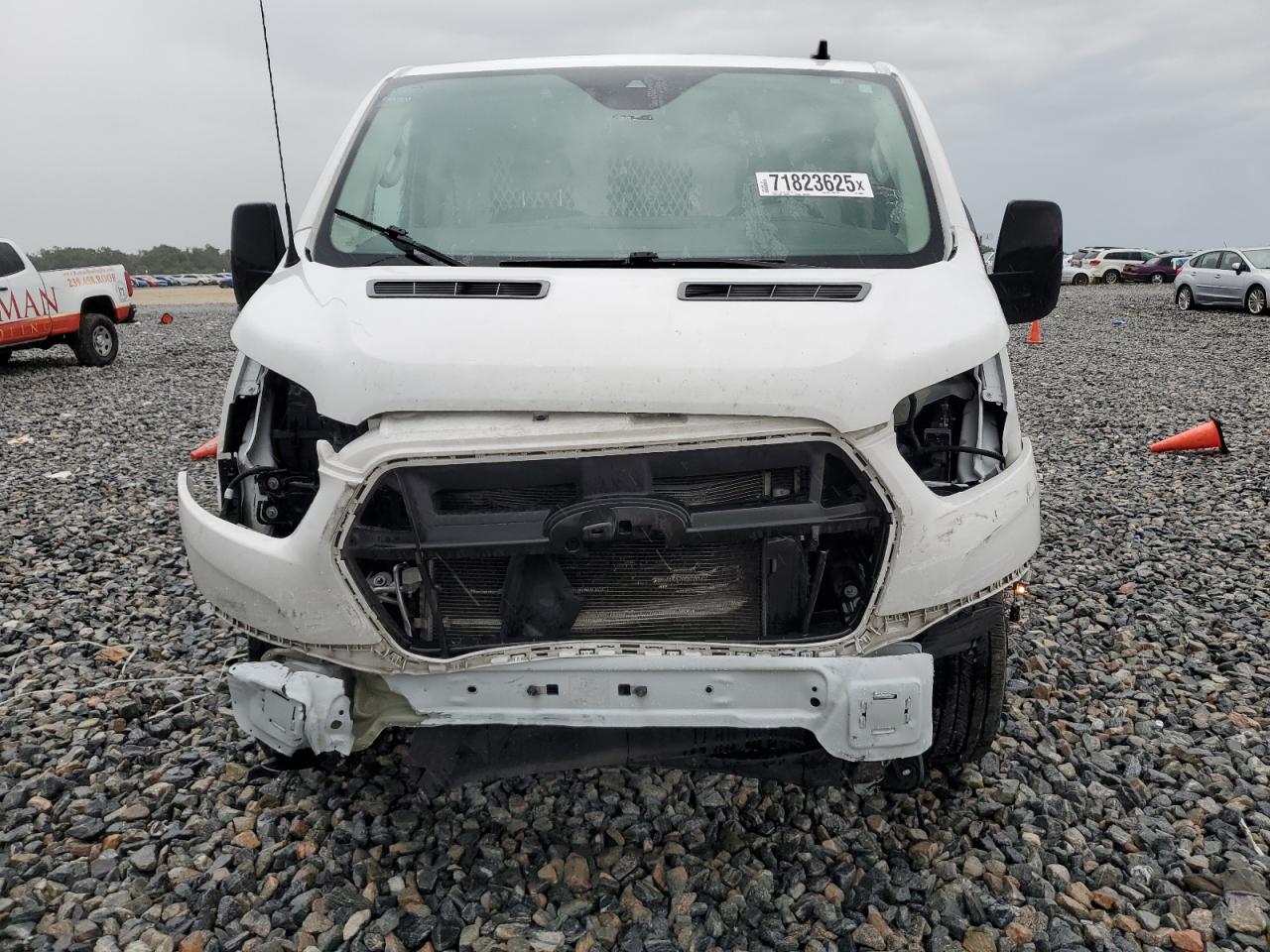 Ford Transit T-150 Image 4