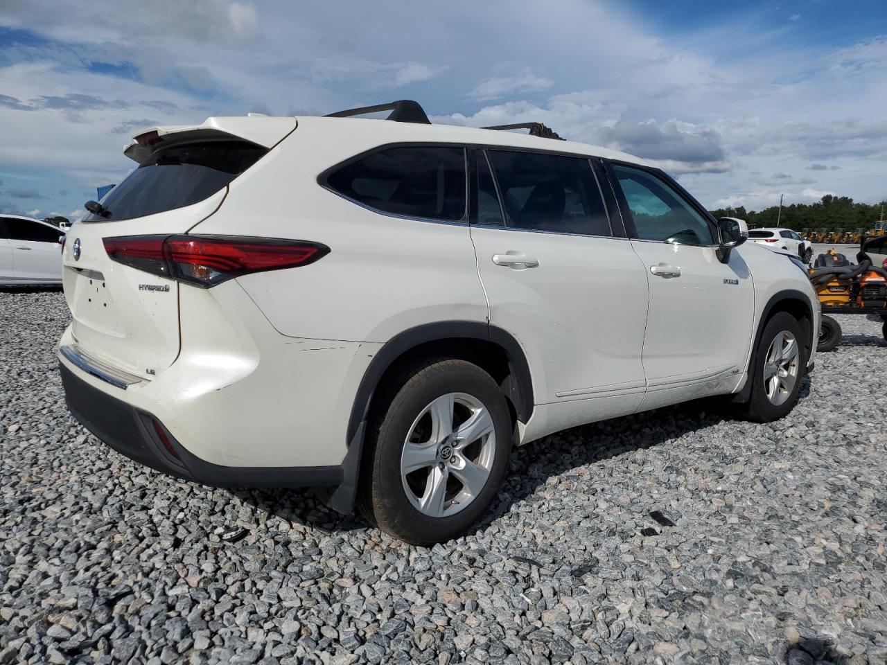 Toyota Highlander Hybrid Le Image 4