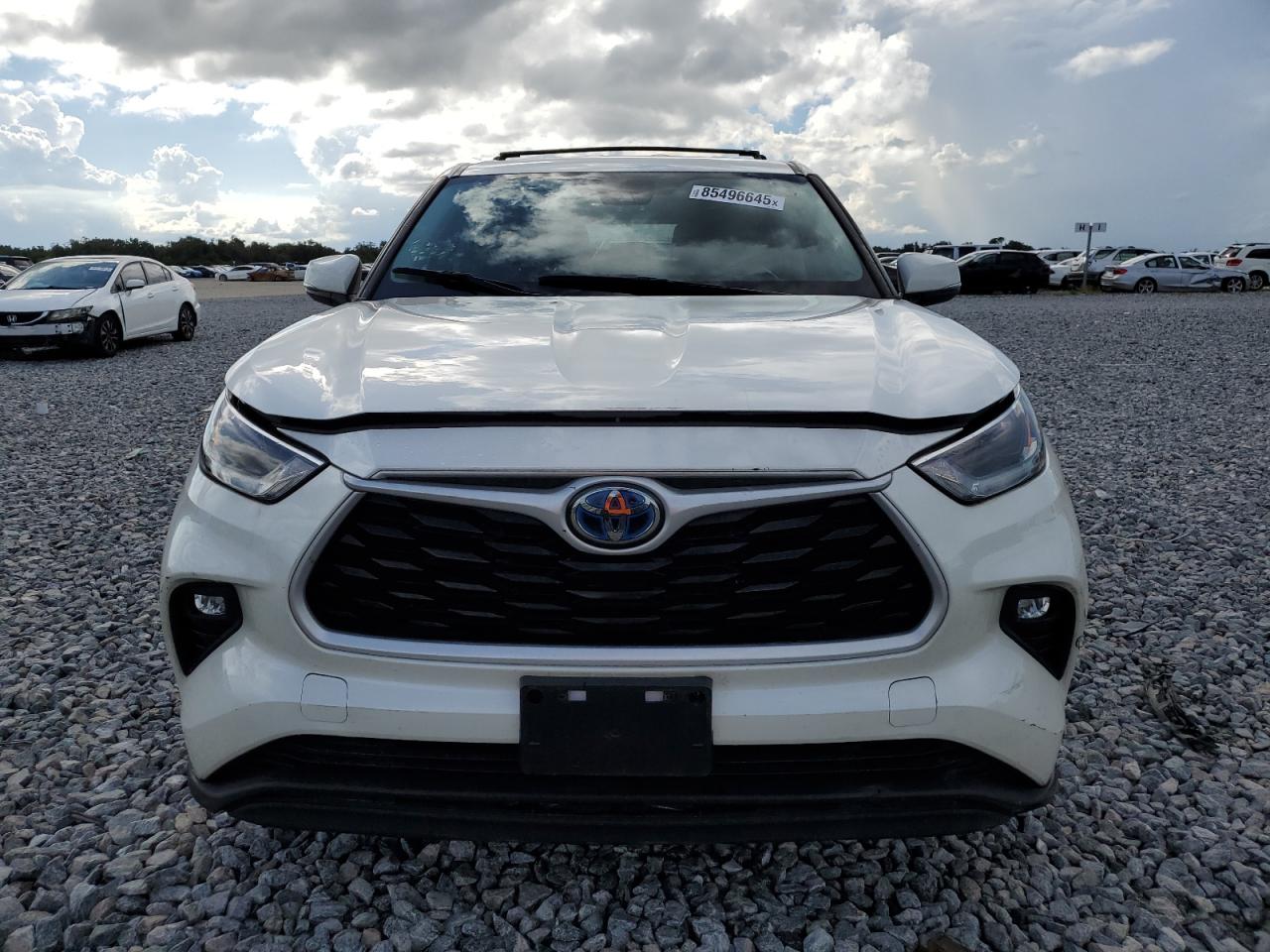 Toyota Highlander Hybrid Le Image 7