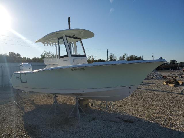  Salvage Sea Hunt Ultra 239
