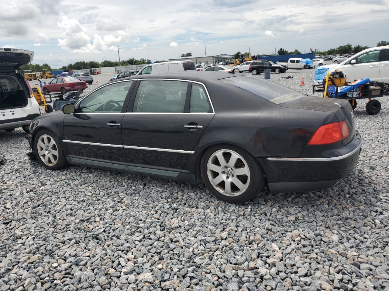 Volkswagen Phaeton 4.2 Image 10