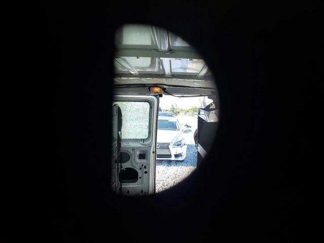 Ford Econoline E250 Van Image 4