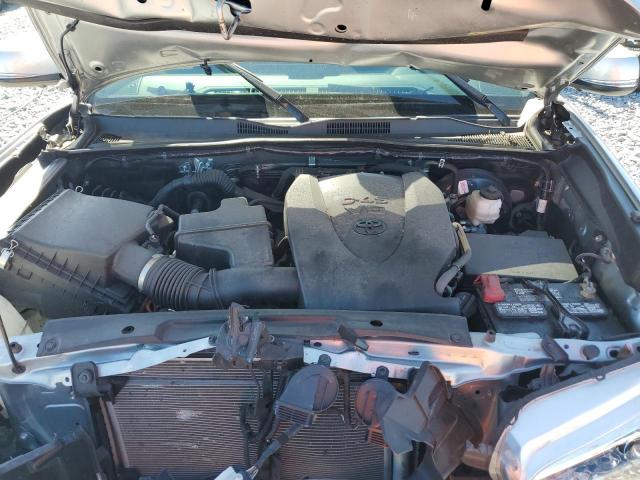 Toyota Tacoma Double Cab Image 5